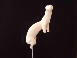 Hermelin Nr.:02Herm aufrecht rechts 1,7-5,5-8,5-26-12 - Bild vergrern 